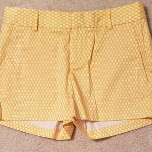 Banana Republic Martin Fit Size 4 Shorts Yellow and White NWT